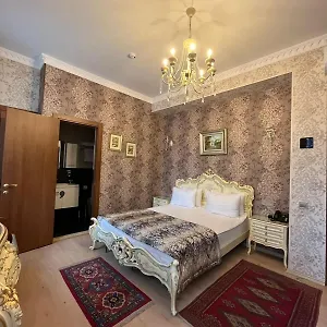 La Casa Old Otel